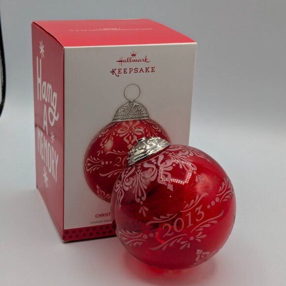 Hallmark Keepsake Christmas Commemorative 2013, 1st in Series, Red Glass Ball - Picture 2 of 10